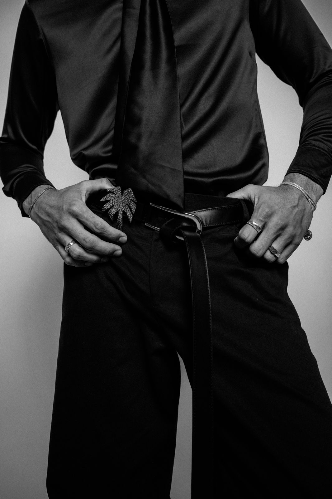 El Origen Belt Negro x ANTHIAS