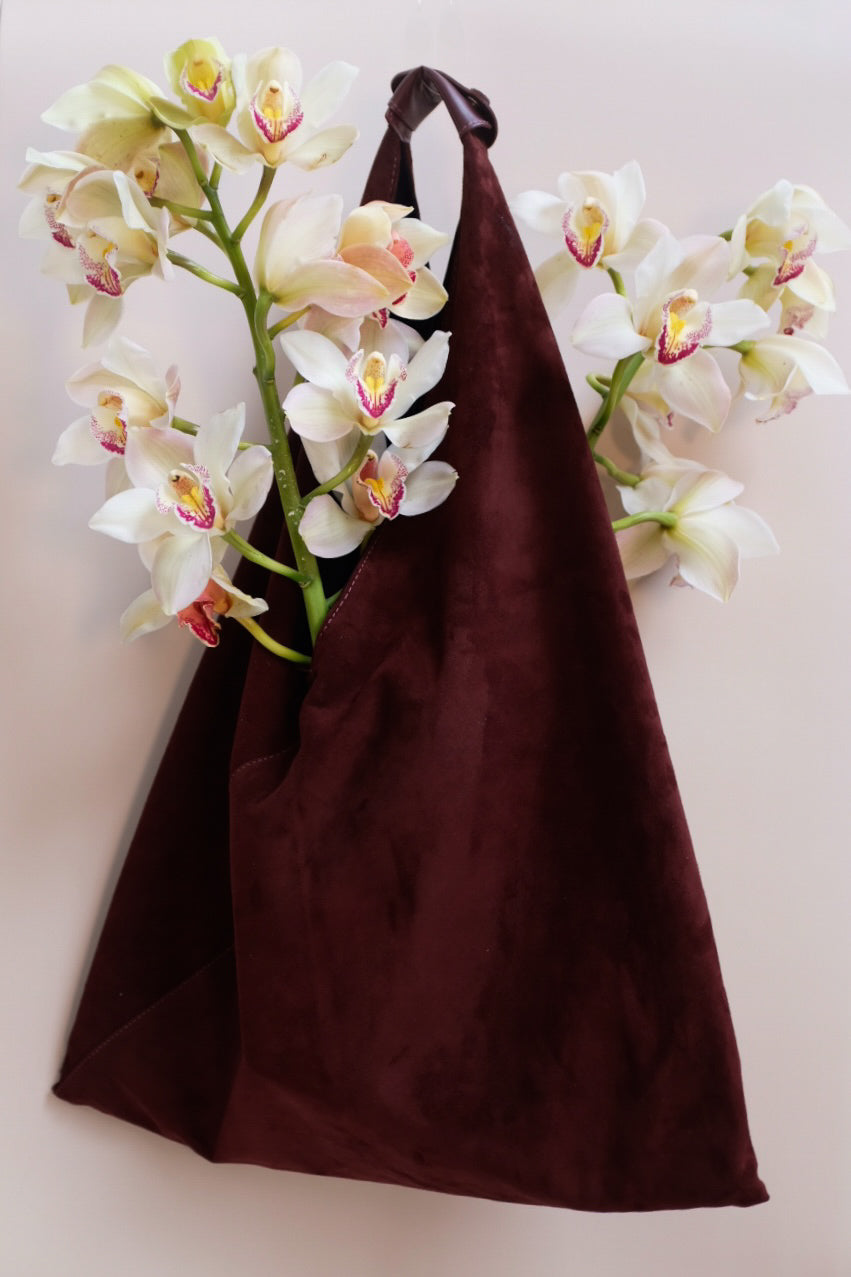 "La Memoria" Wine Suede Tote