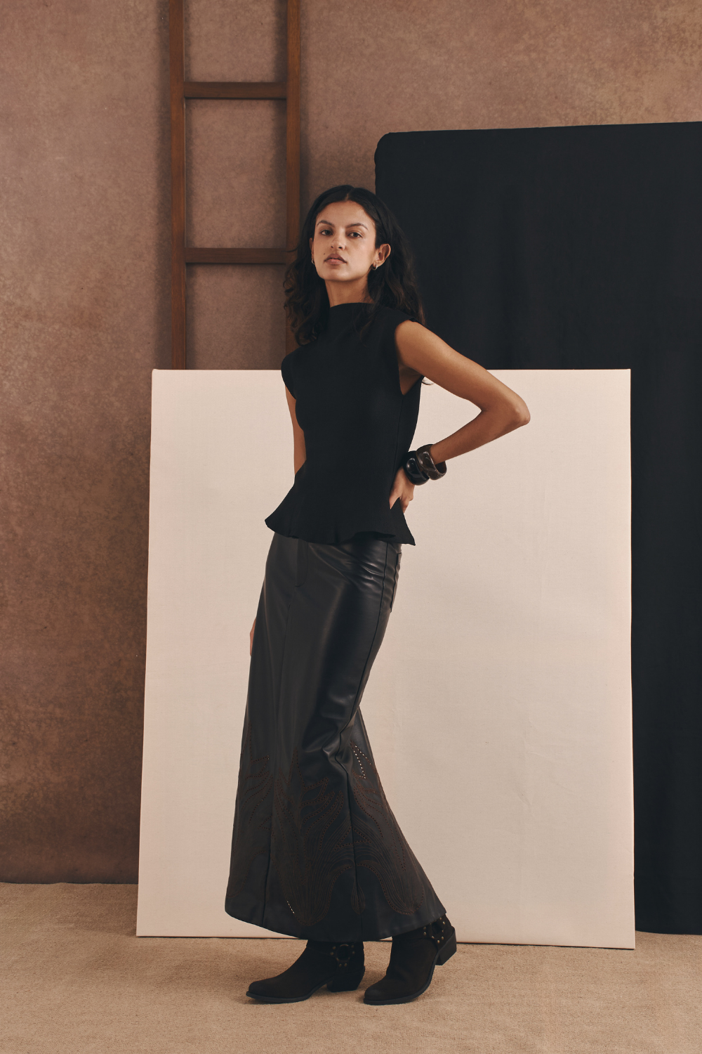 "LA MONA" TOP MIDNIGHT